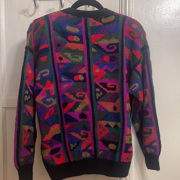 - Alpaca Hand Made in Peru Knitted Sweater - Picture 7 of 11